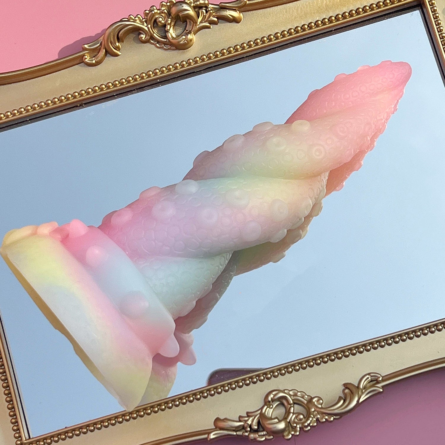 Multi Color Octopus Dildo/Butt Plug Tentacle with Suction Cup sexymaker Multi Color Octopus Dildo/Butt Plug Tentacle with Suction Cup sexymaker