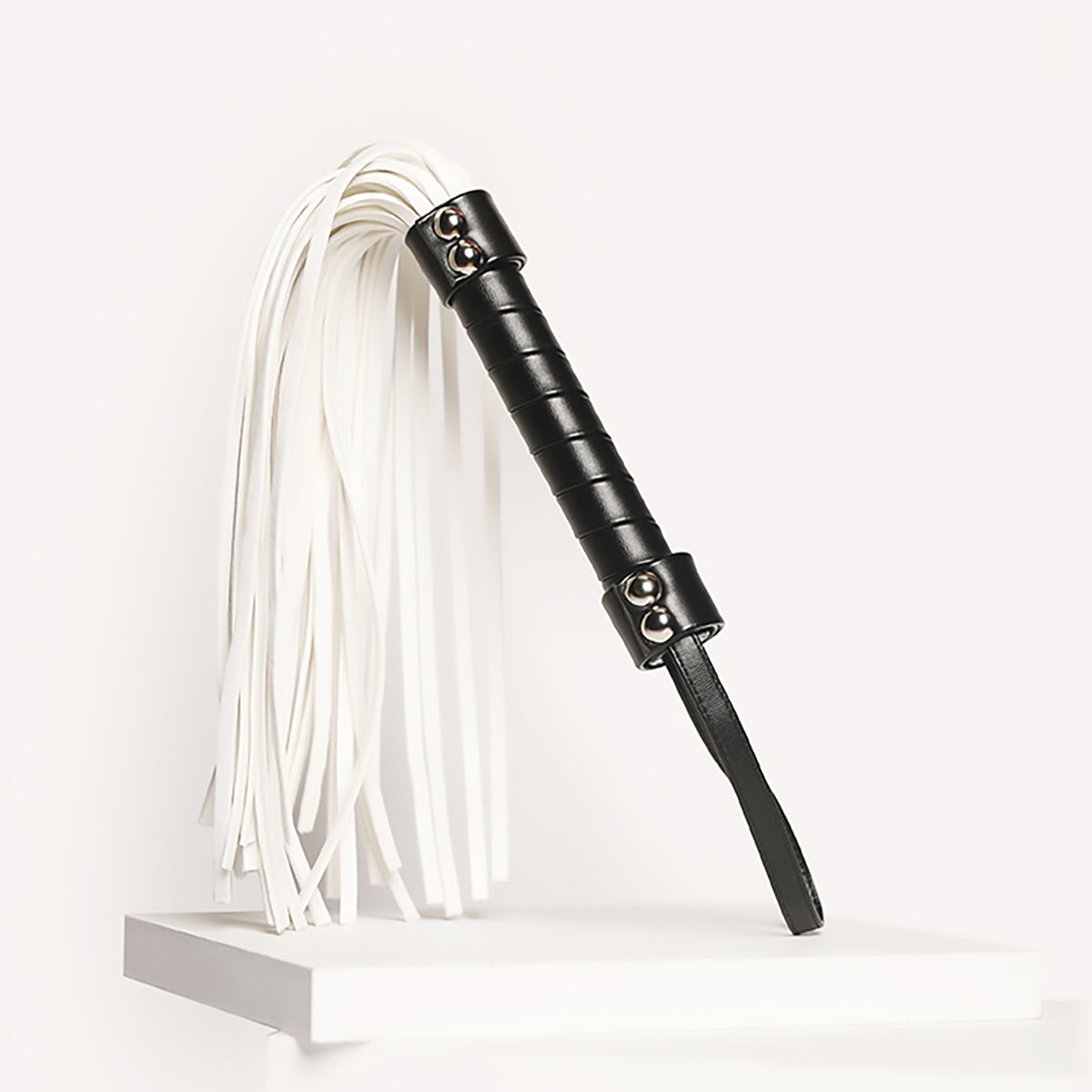 BDSM Beginner Flogger – Perfect for First-Time Play! Black/White/Burgundy