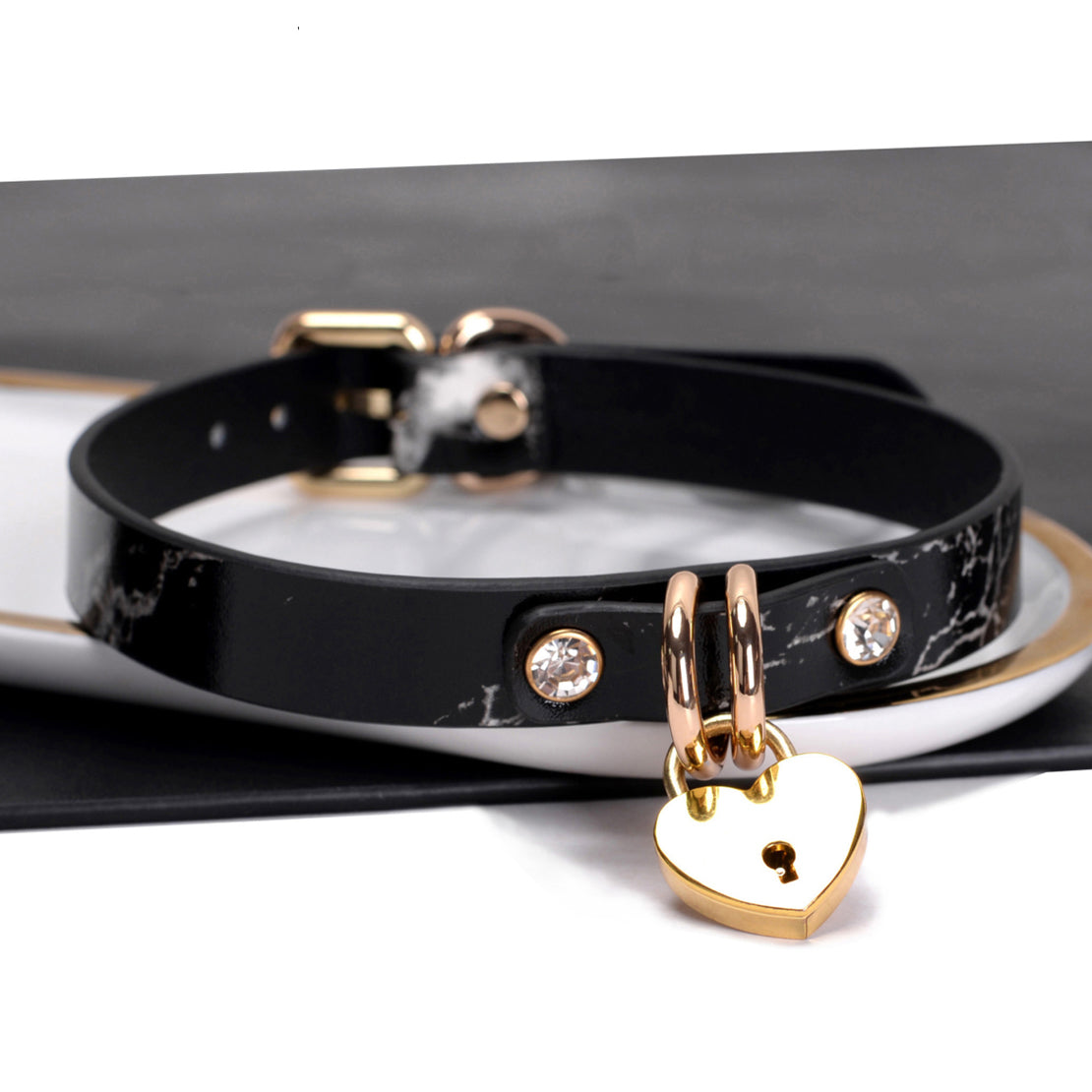 Gem/Heart Lock Marble-Pattern Real Leather Collar with Leash