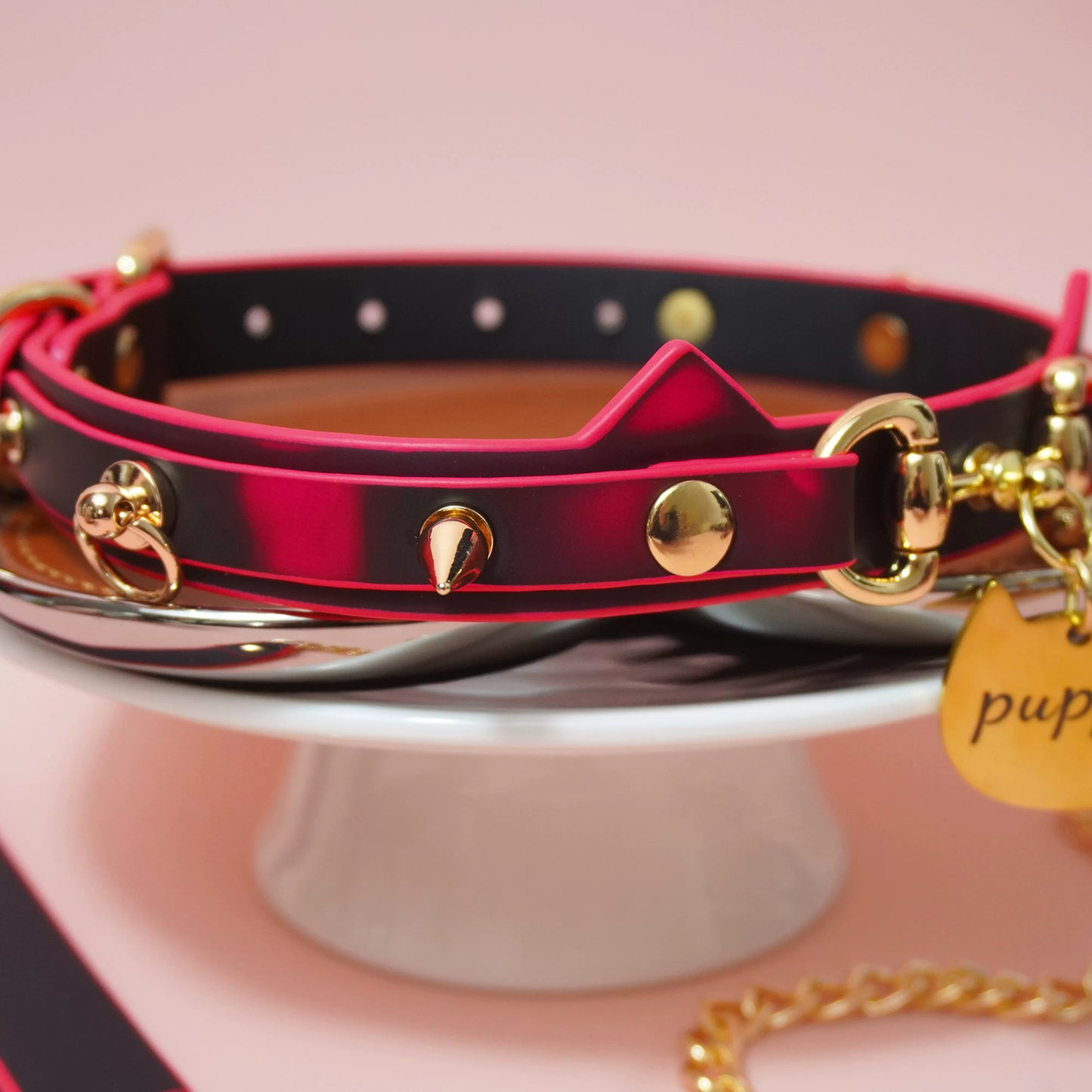 Heat-Reactive "Black to Red" Cat Ear Collar & Leash - Puppy Charm