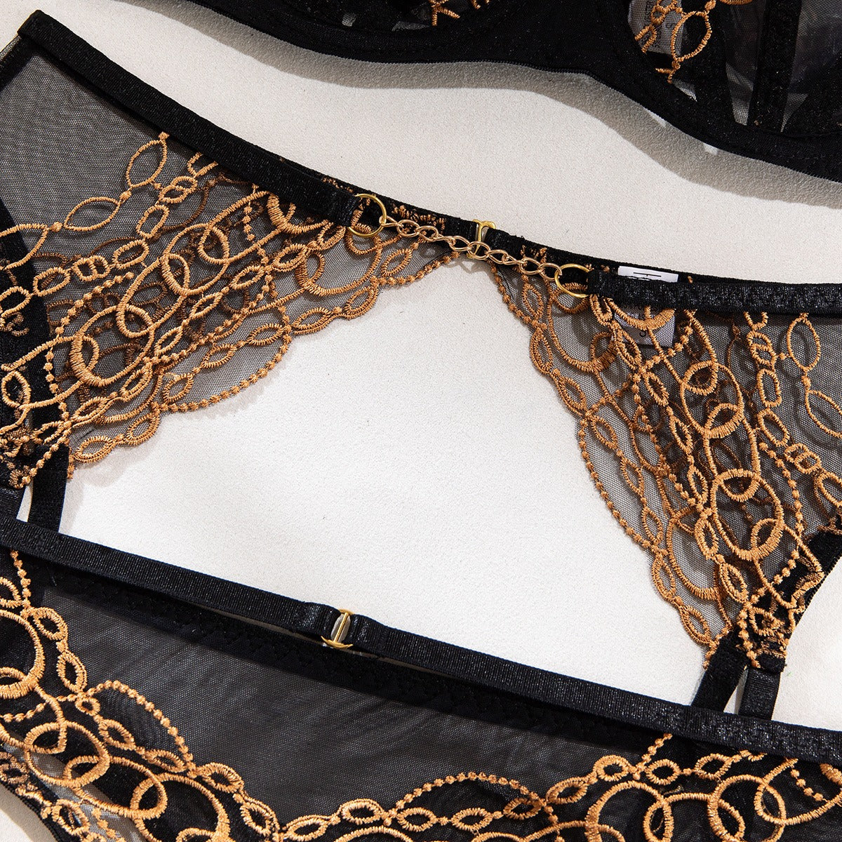 Black&Gold Chain Lace Lingerie Set – Luxury Seductive 3-Piece Garter Set